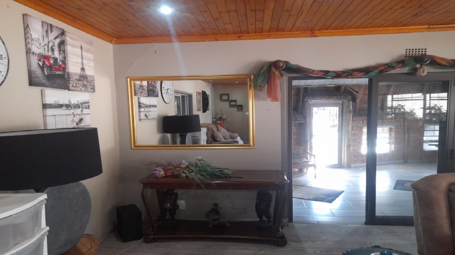 4 Bedroom Property for Sale in Vaalpark Free State
